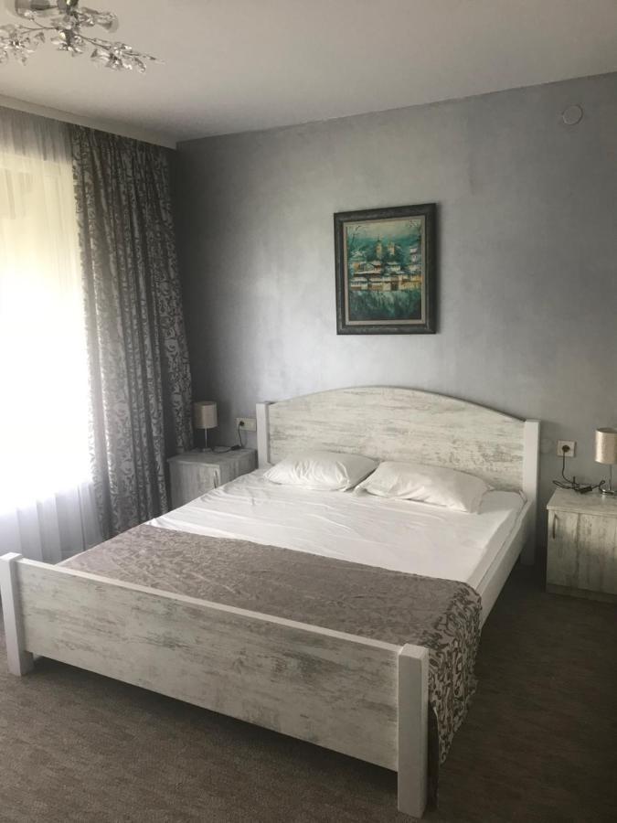 Комплекс Лебанов Hotel Yundola ภายนอก รูปภาพ