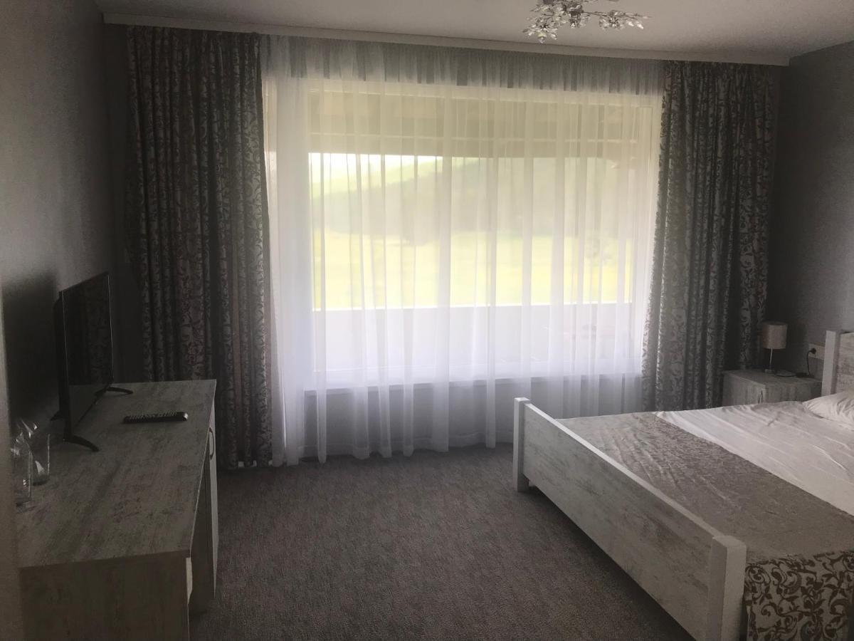 Комплекс Лебанов Hotel Yundola ภายนอก รูปภาพ