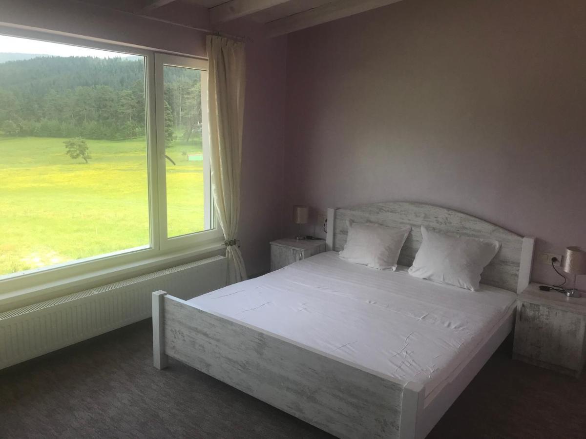 Комплекс Лебанов Hotel Yundola ภายนอก รูปภาพ