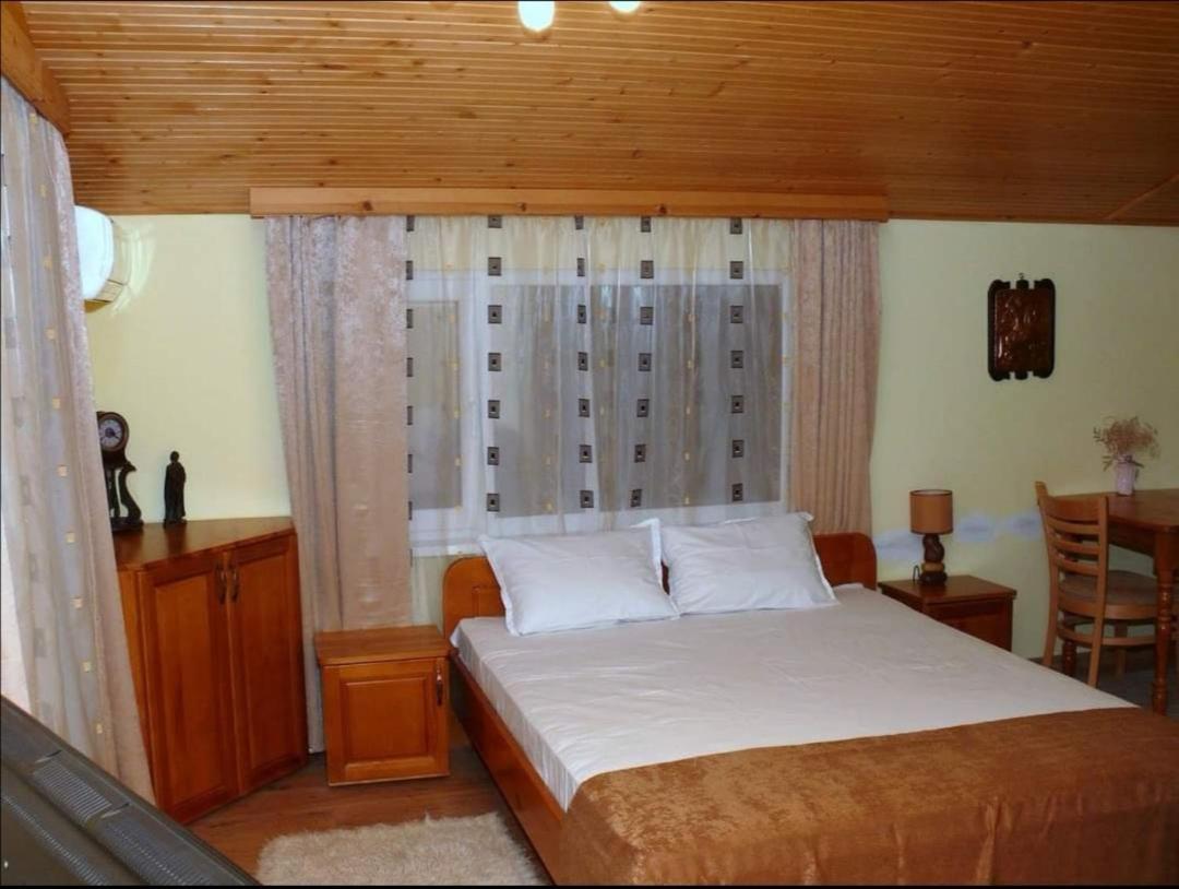 Комплекс Лебанов Hotel Yundola ห้อง รูปภาพ